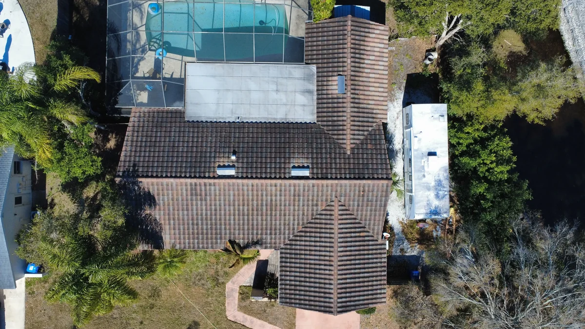 Dunedin Roof Soft Washing Before 3