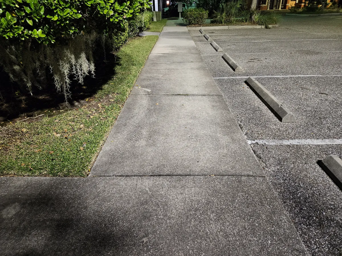 Tampa Bay Pressure Washing Before 2