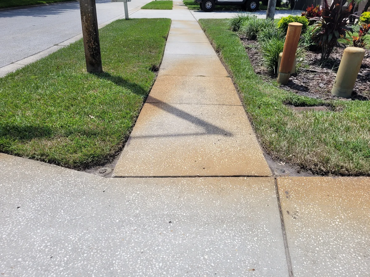 Tampa Bay Rust Removal Sidewalk Before 1