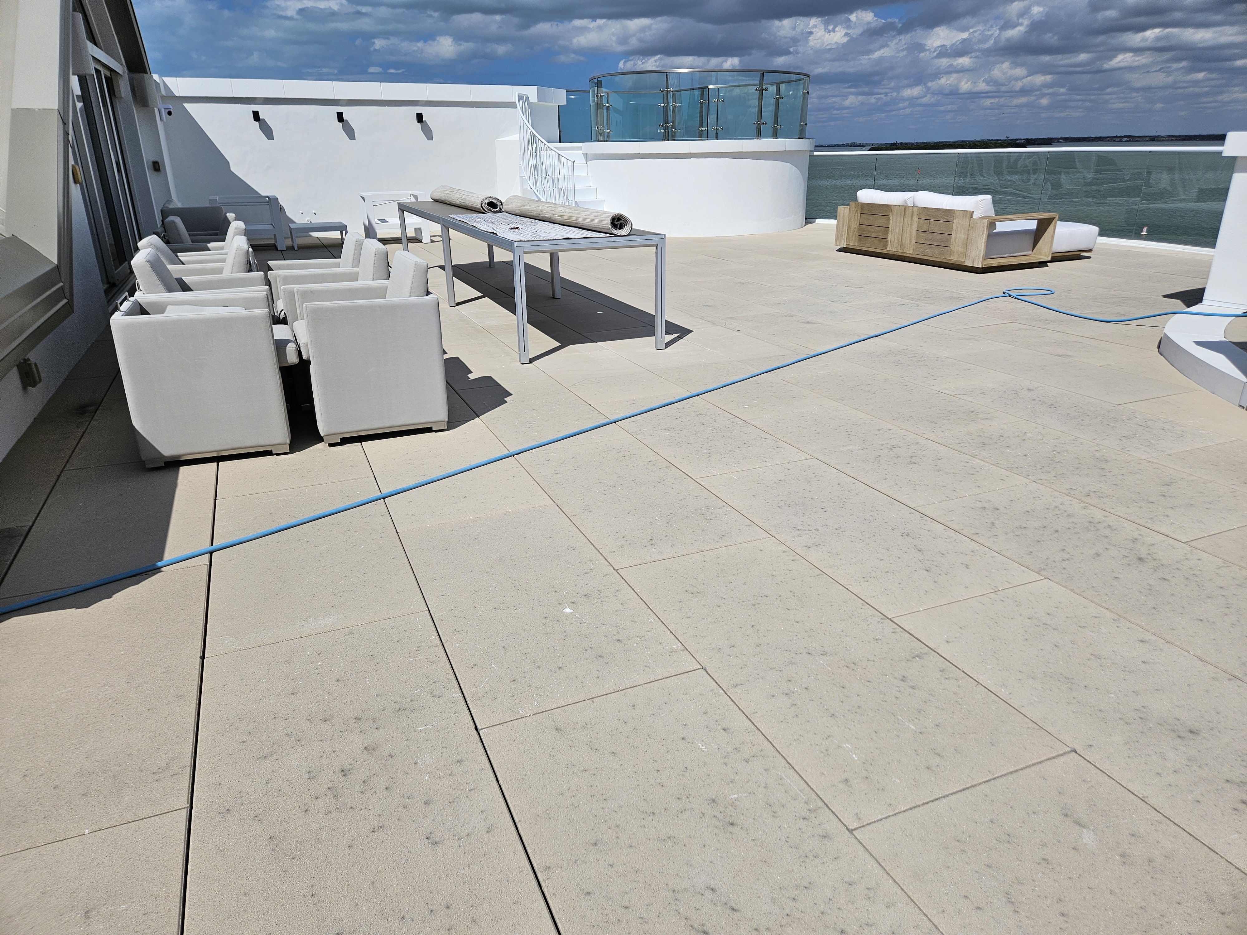 Dirty roof before cleaning in Clearwater Beach